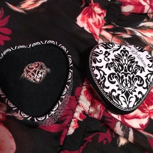 Size 8 Brighton ring